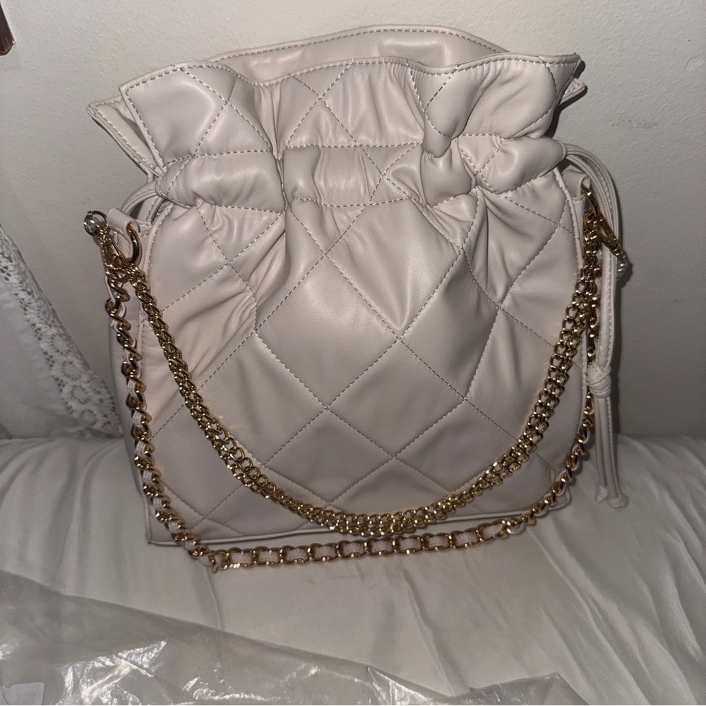 MOFT Quilted Pearl Strap Bag Hobo Cream White SHEIN Vegan Leather drawstring NEW
